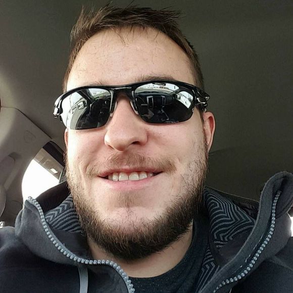 Meet your Posher, Kyle - Picture 1 of 1